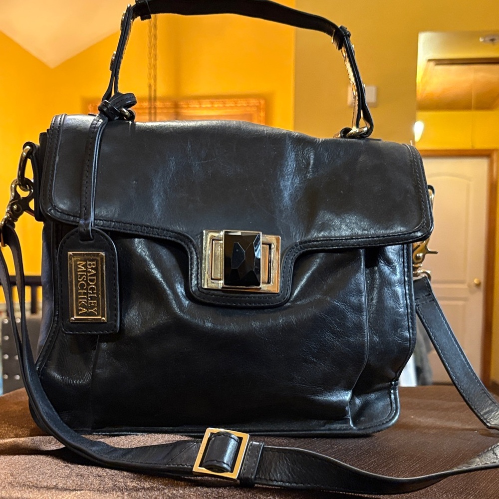 Badgley Mischka Black Leather Shoulder Bag